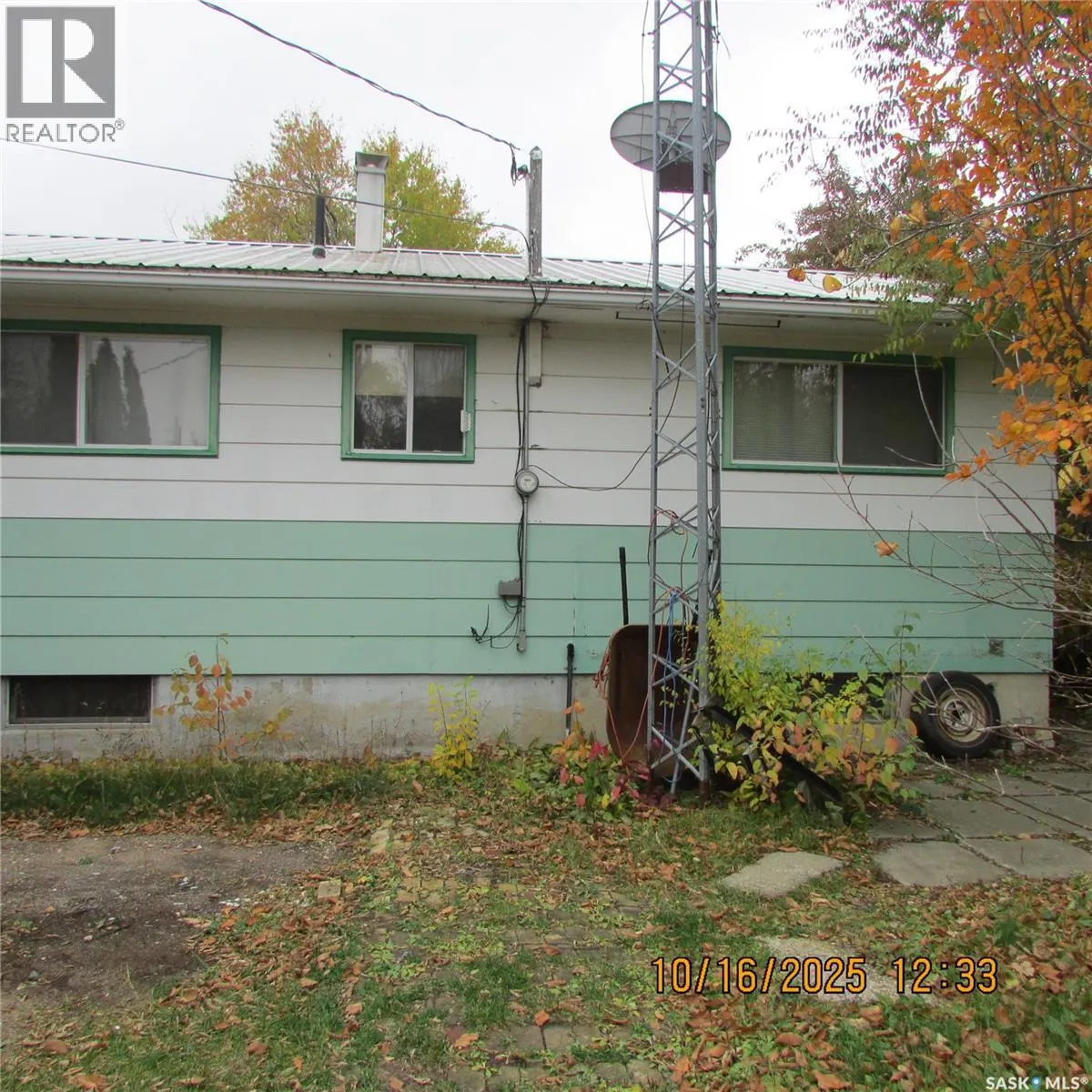 406 Chickney STREET