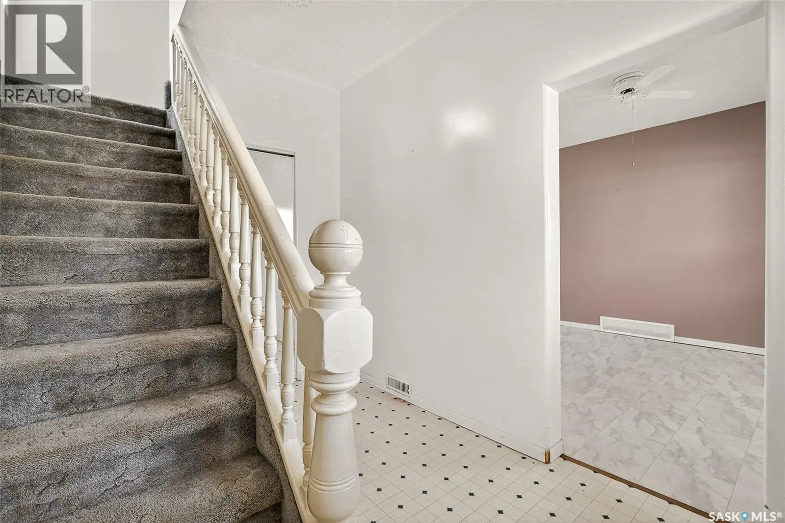 423 Coteau STREET W