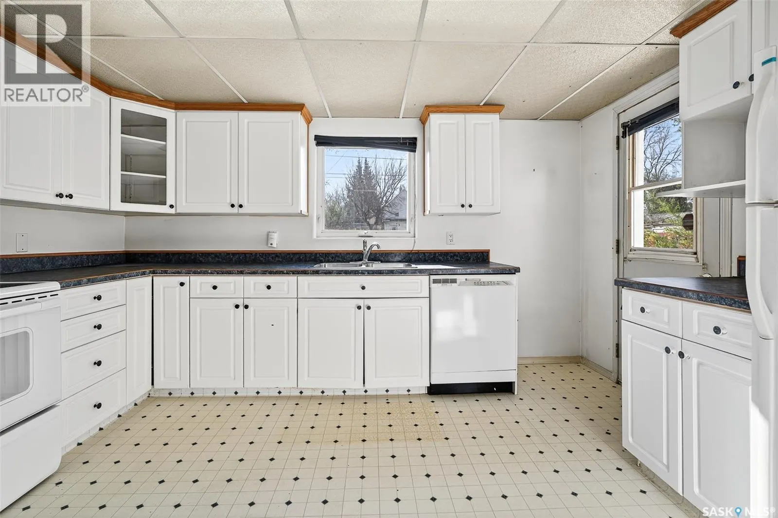 423 Coteau STREET W