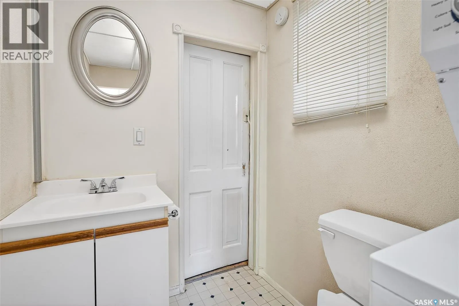 423 Coteau STREET W