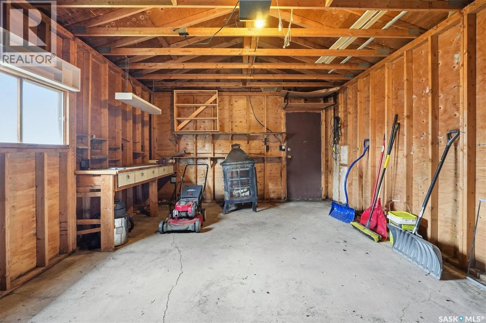 206 Western CRESCENT