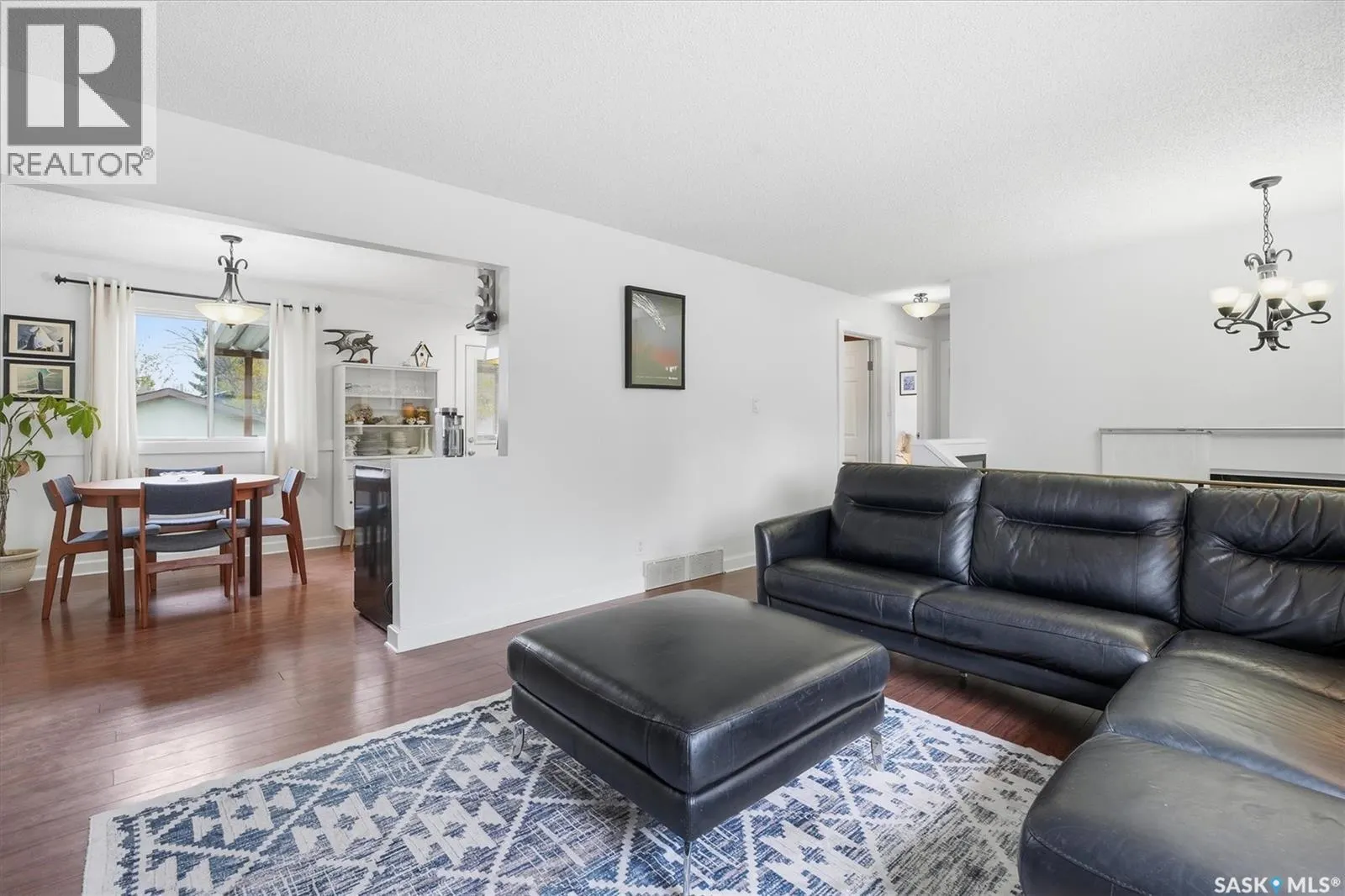 206 Western CRESCENT
