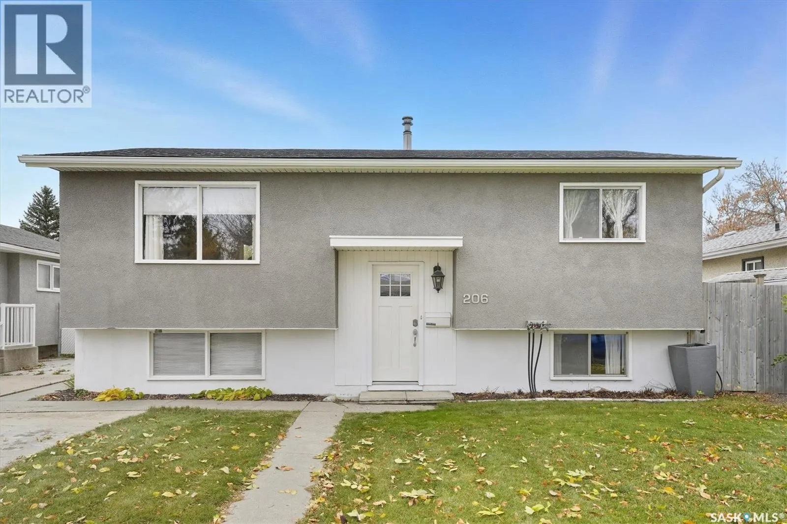 206 Western CRESCENT