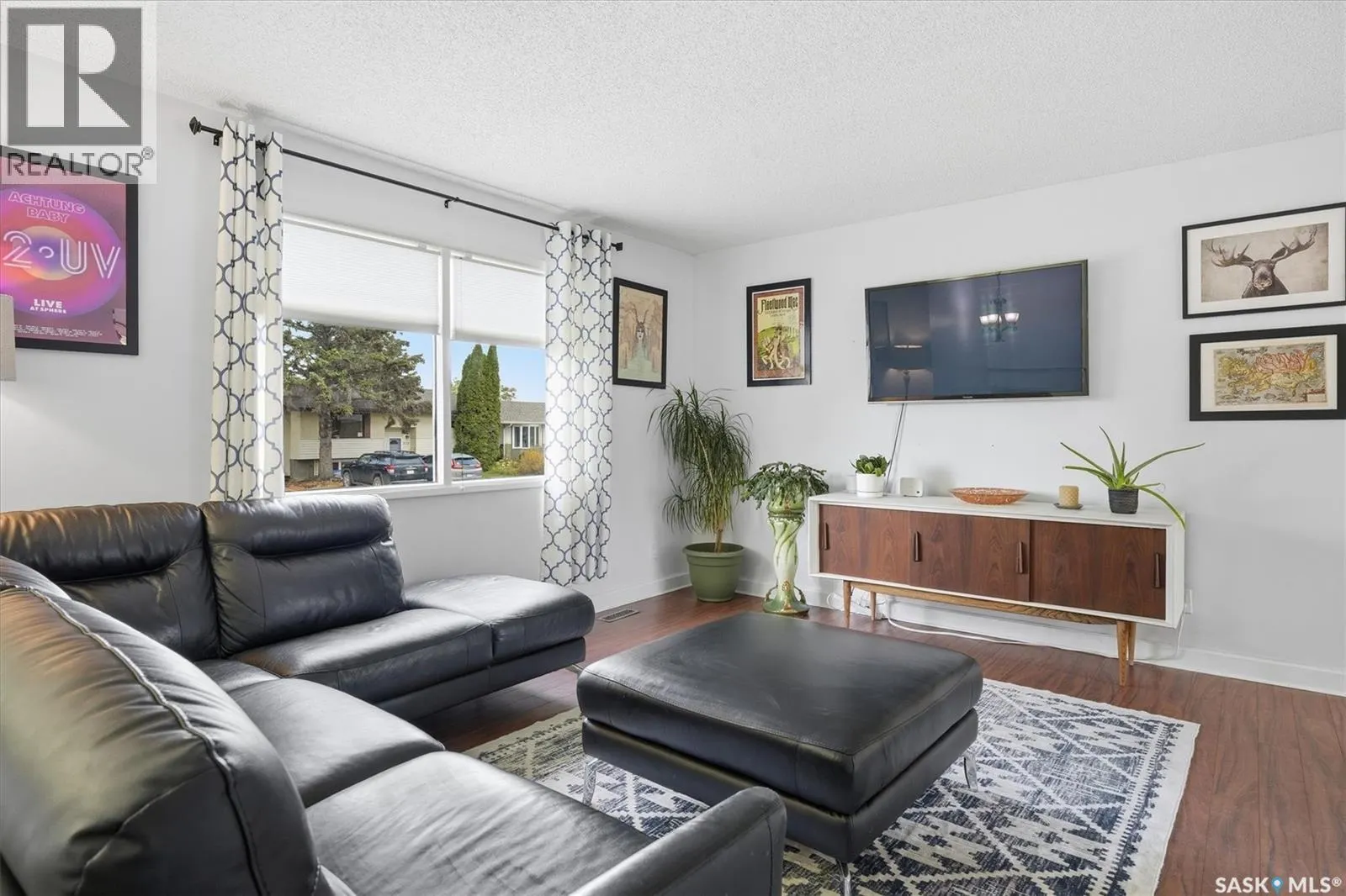 206 Western CRESCENT