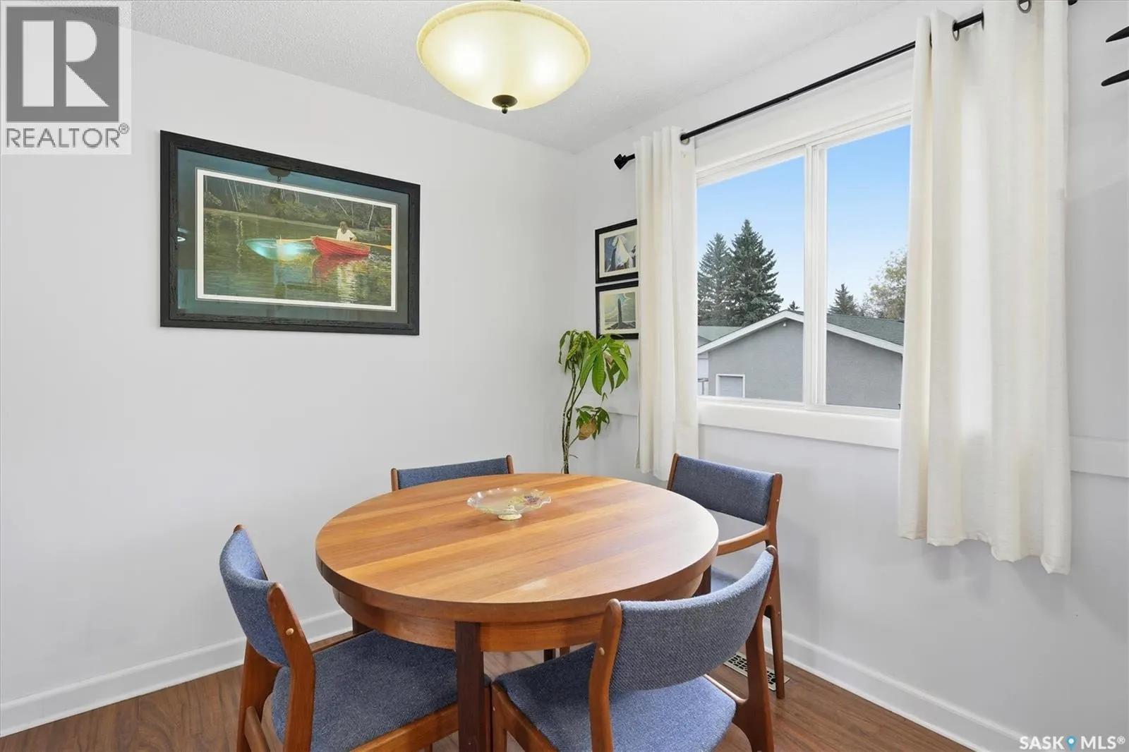 206 Western CRESCENT