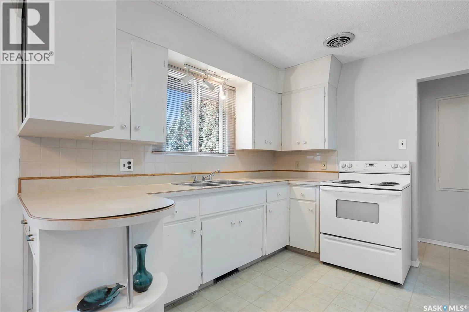55 McAskill CRESCENT