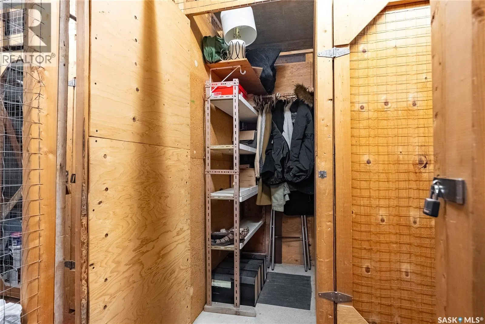 840 424 Spadina CRESCENT E