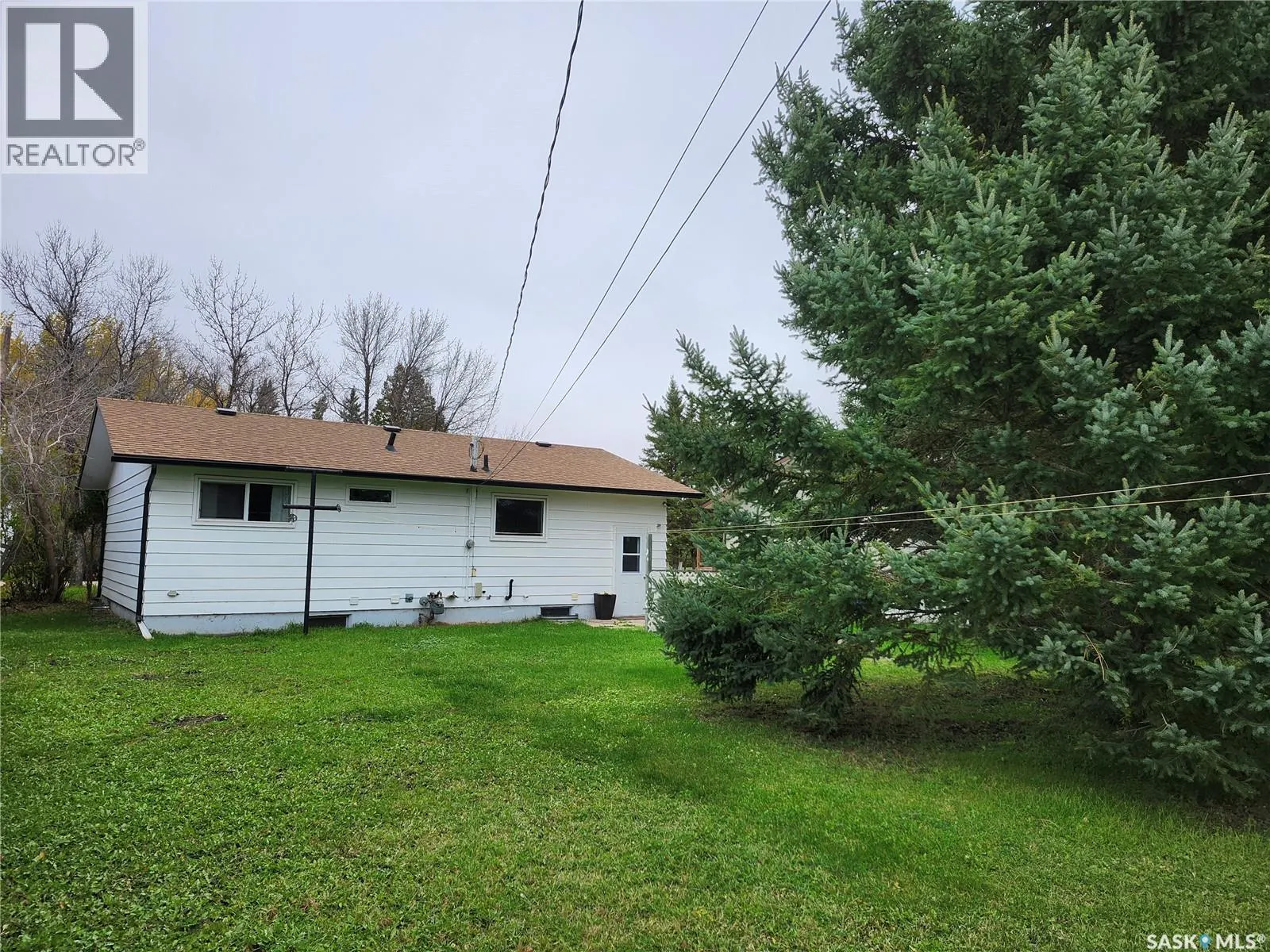 319 PROTHERO AVENUE W