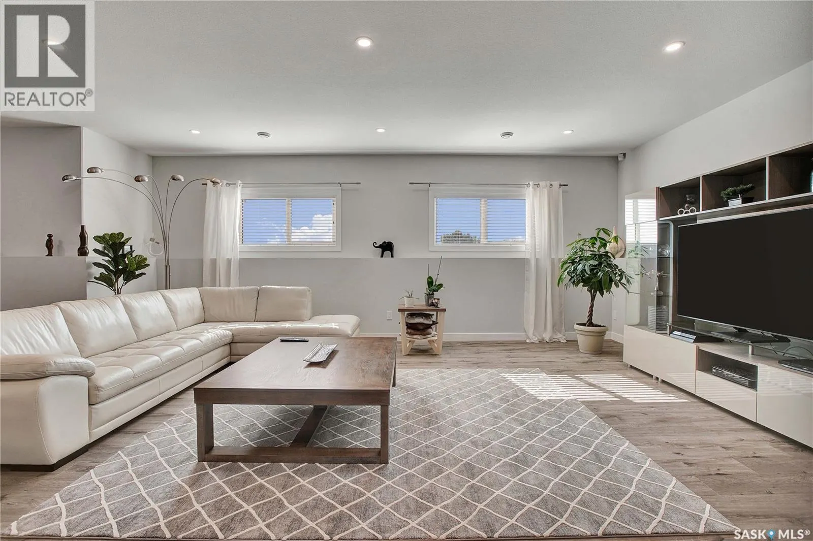 76 Grandview TRAIL