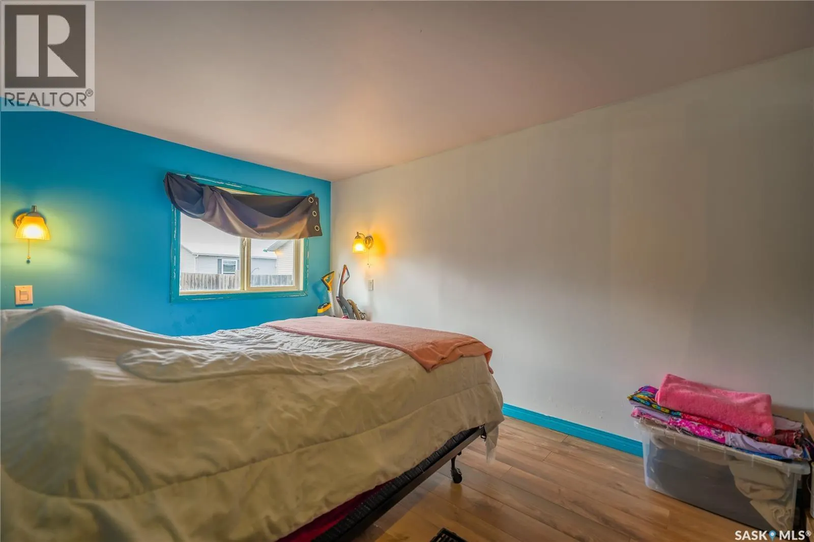 B1 1455 9th AVENUE NE