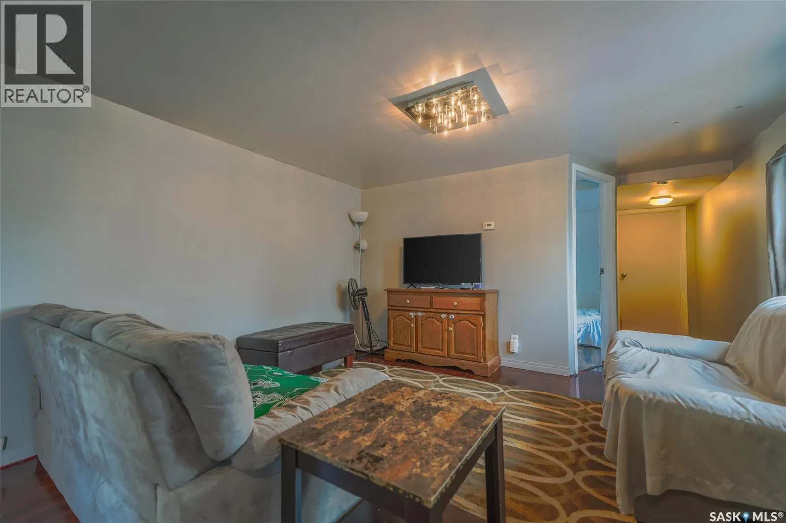 B1 1455 9th AVENUE NE