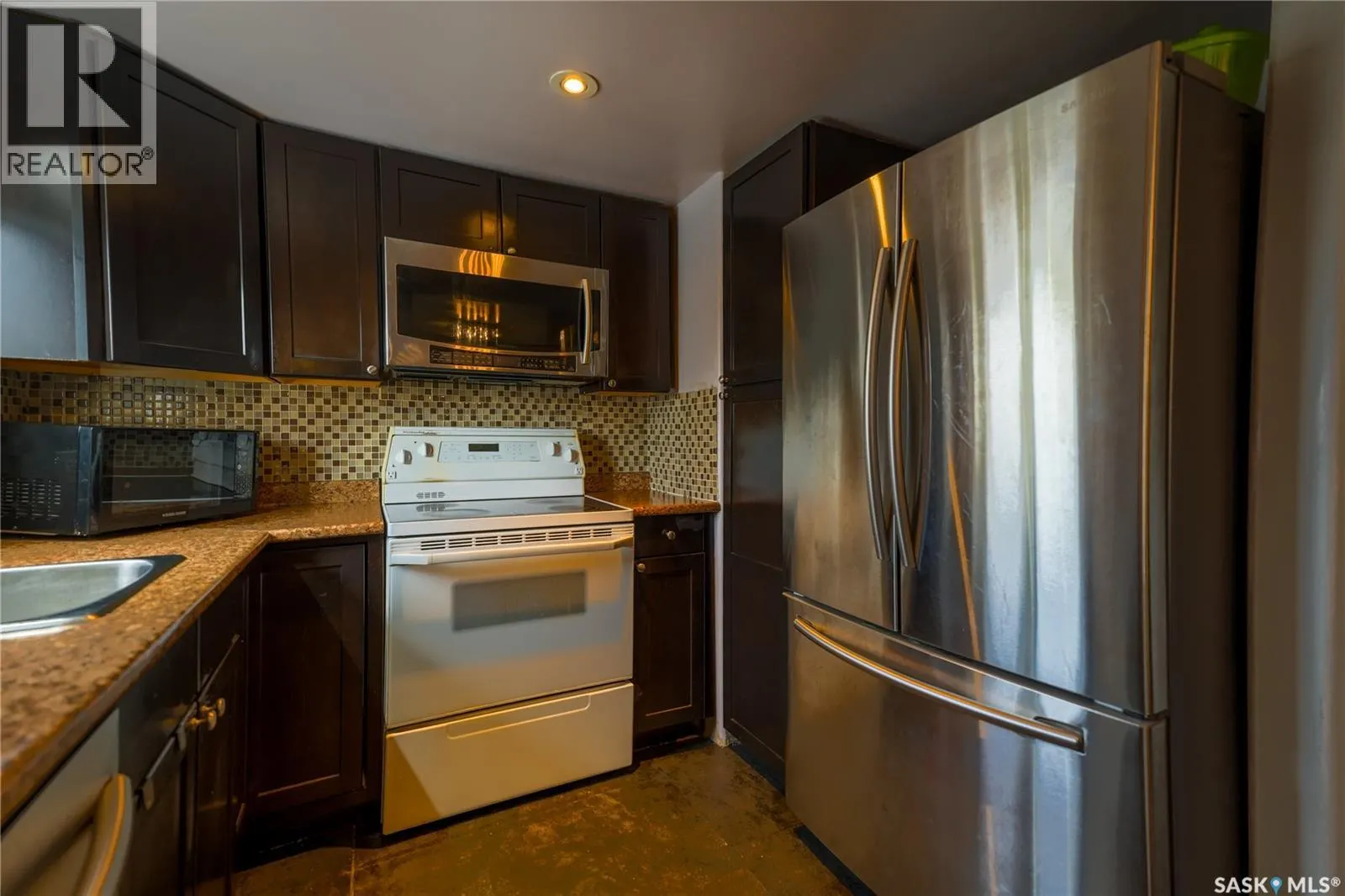B1 1455 9th AVENUE NE