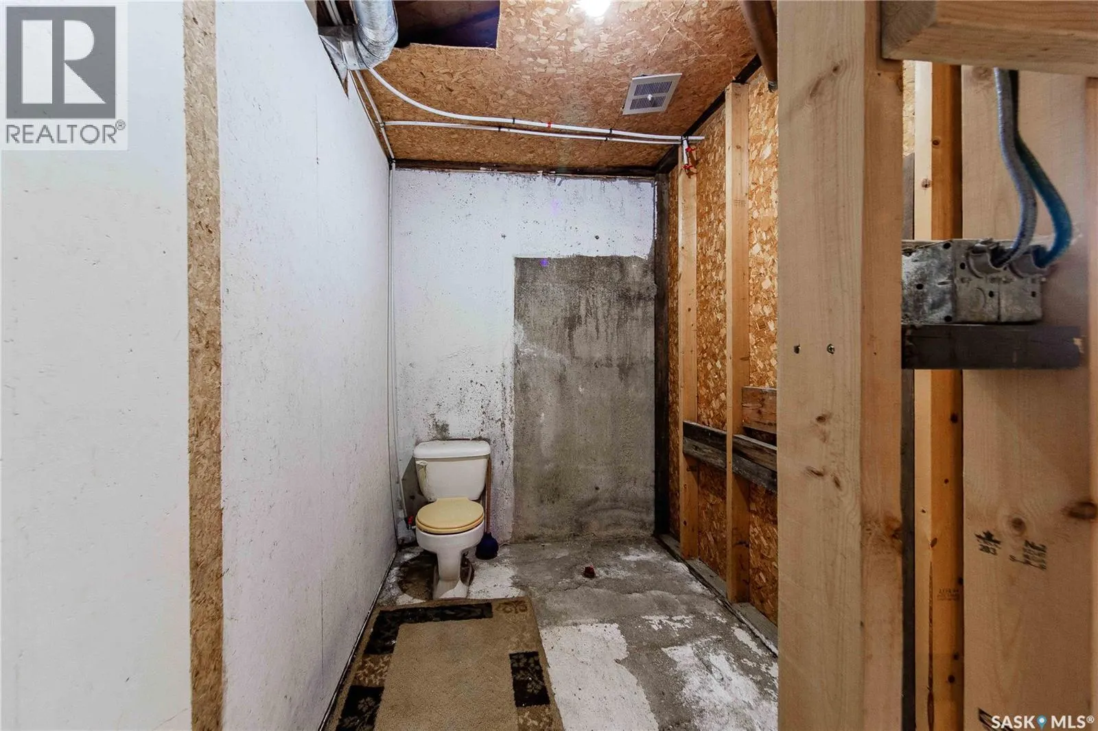 235 4th STREET