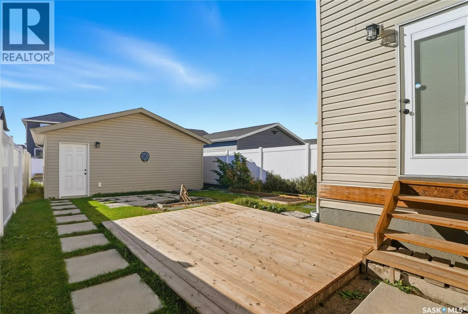 966 McFaull MANOR