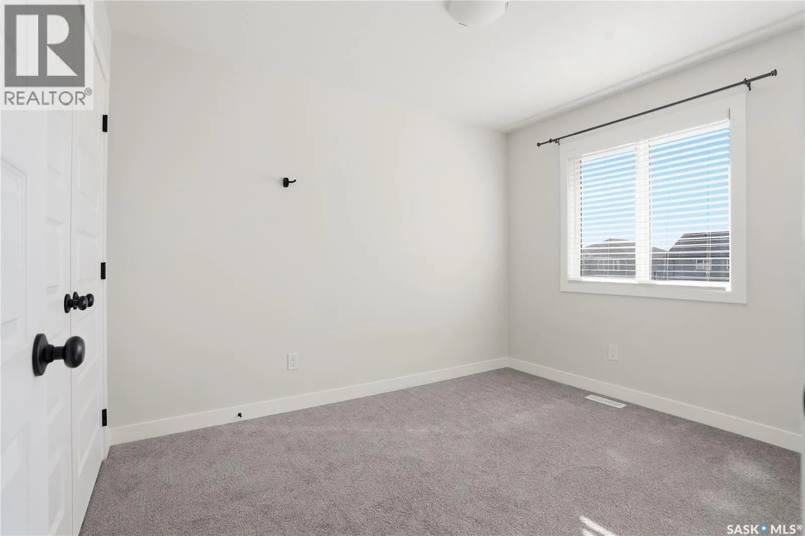 966 McFaull MANOR