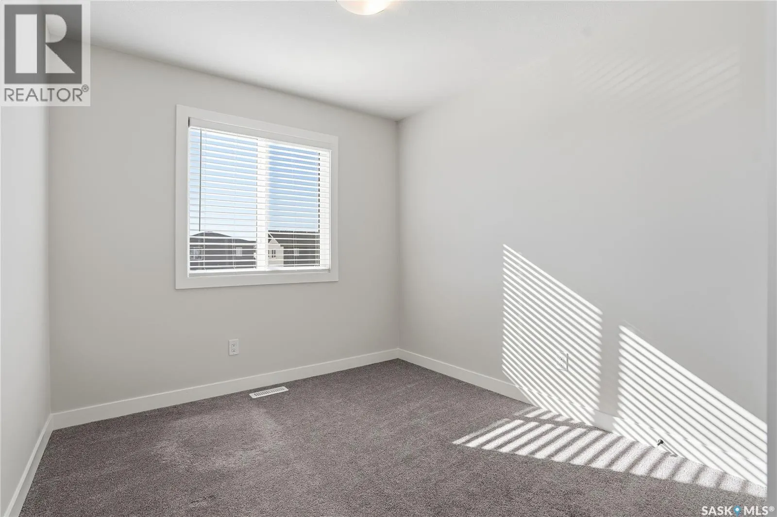 966 McFaull MANOR