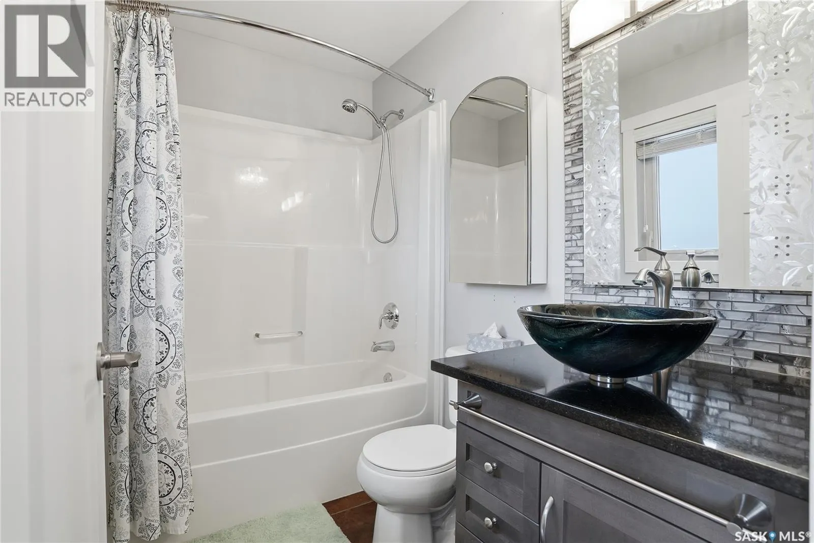 165 115 Shepherd CRESCENT