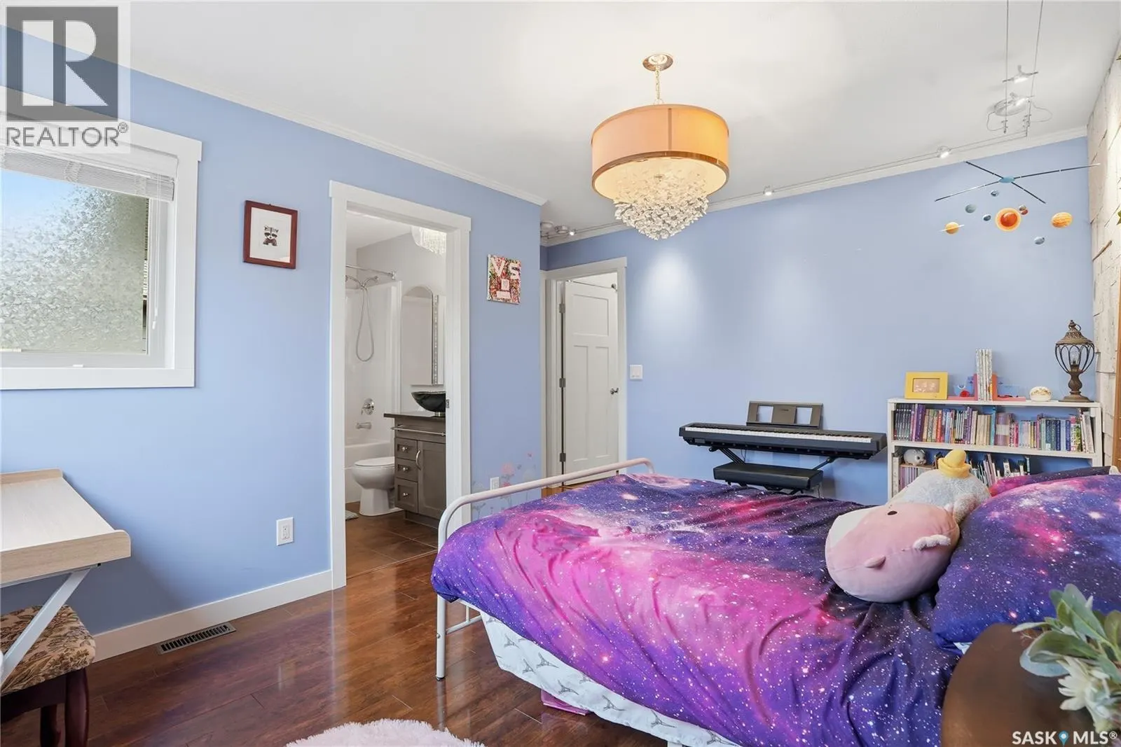 165 115 Shepherd CRESCENT