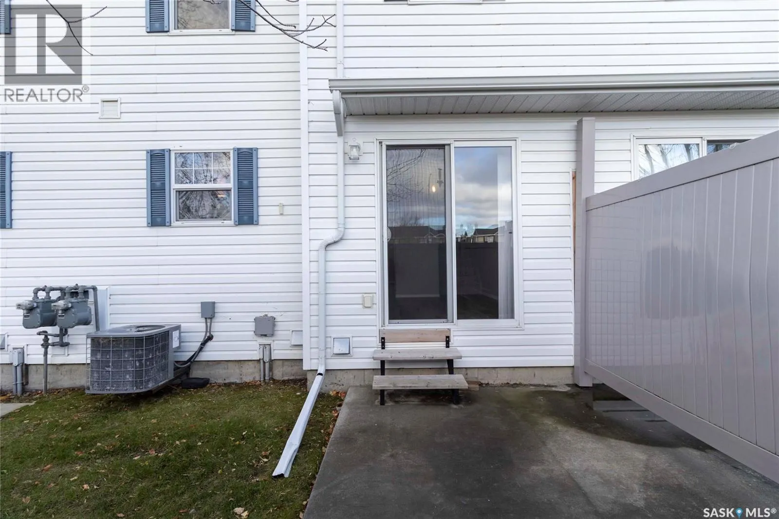 30 203 Herold TERRACE