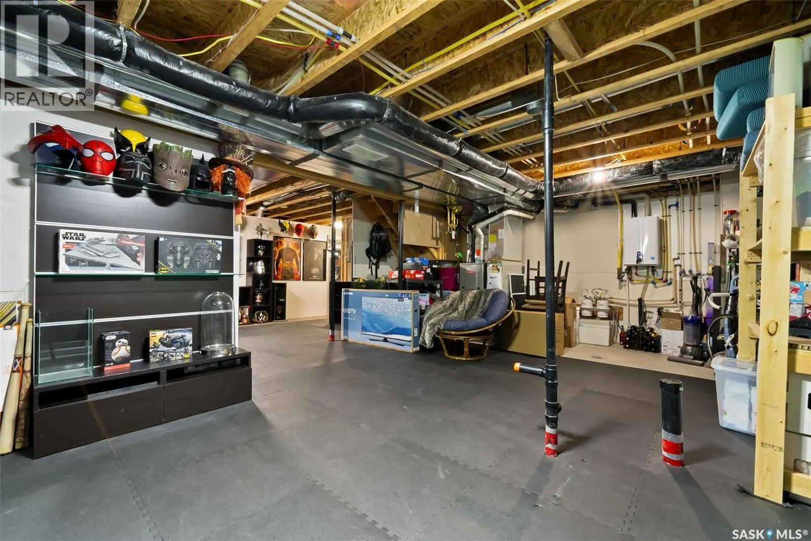 5385 McKenna CRESCENT