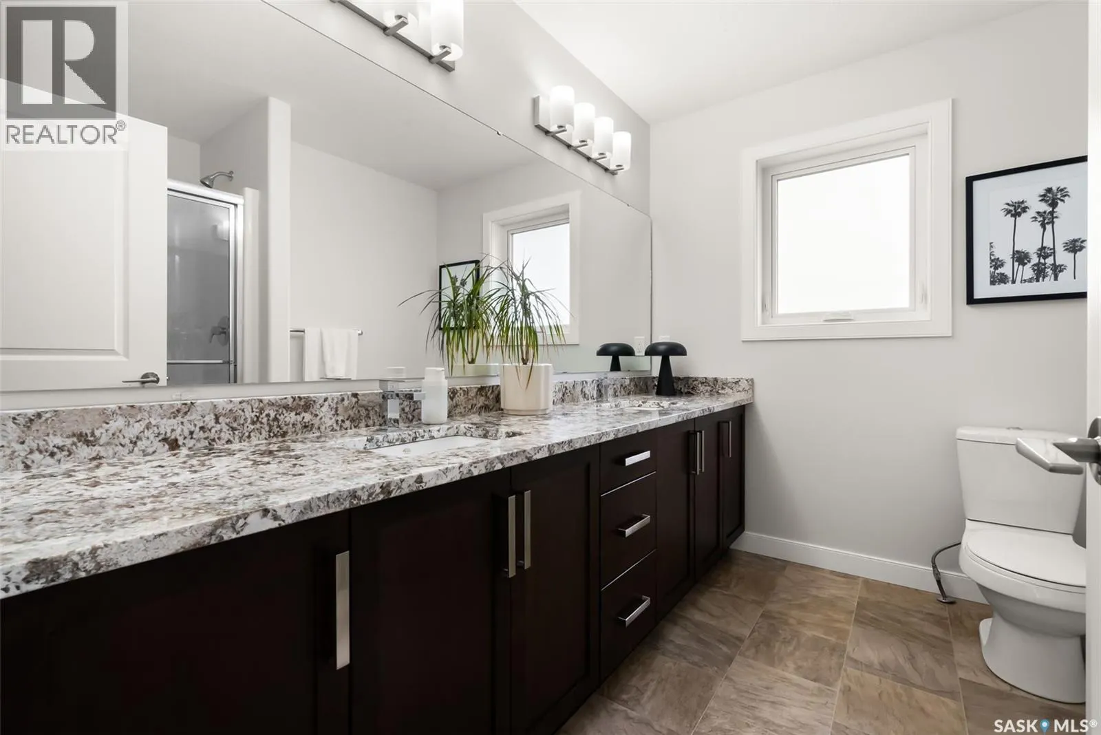 5385 McKenna CRESCENT