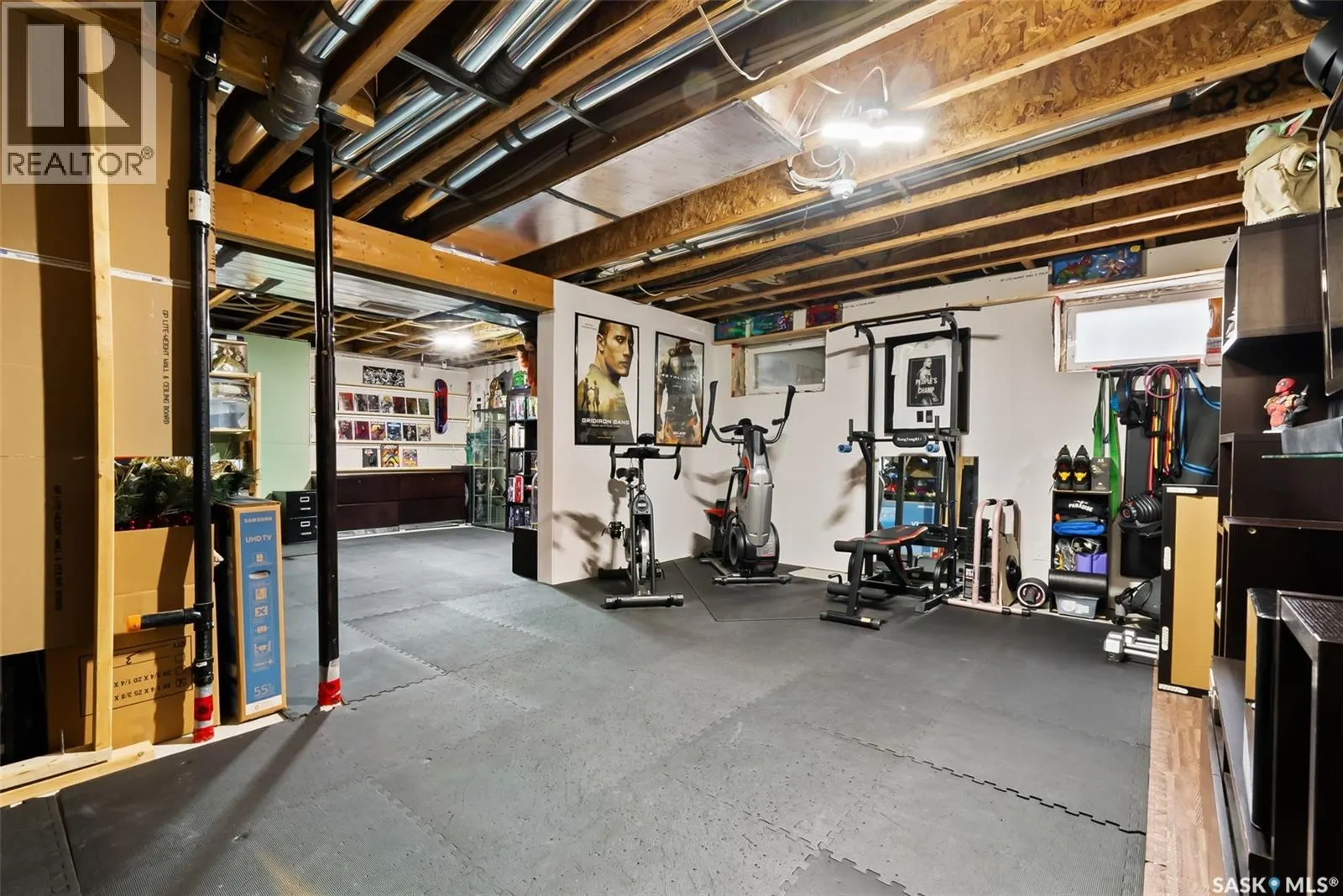 5385 McKenna CRESCENT