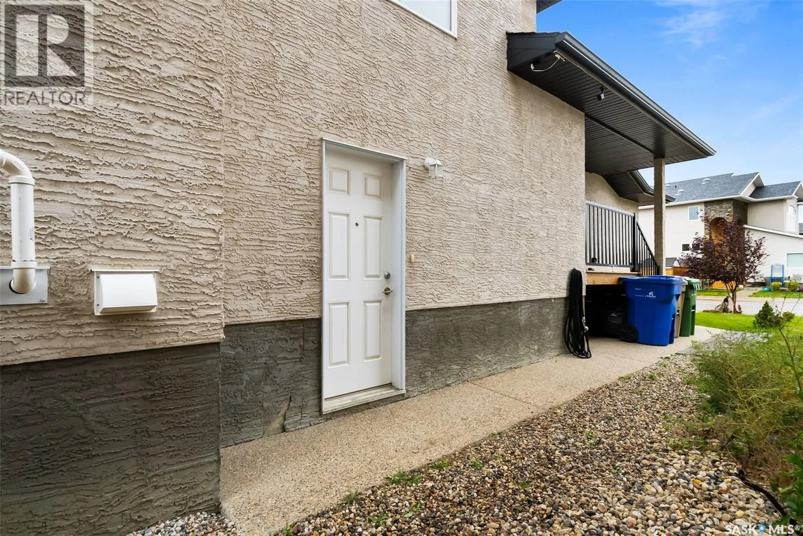 5385 McKenna CRESCENT
