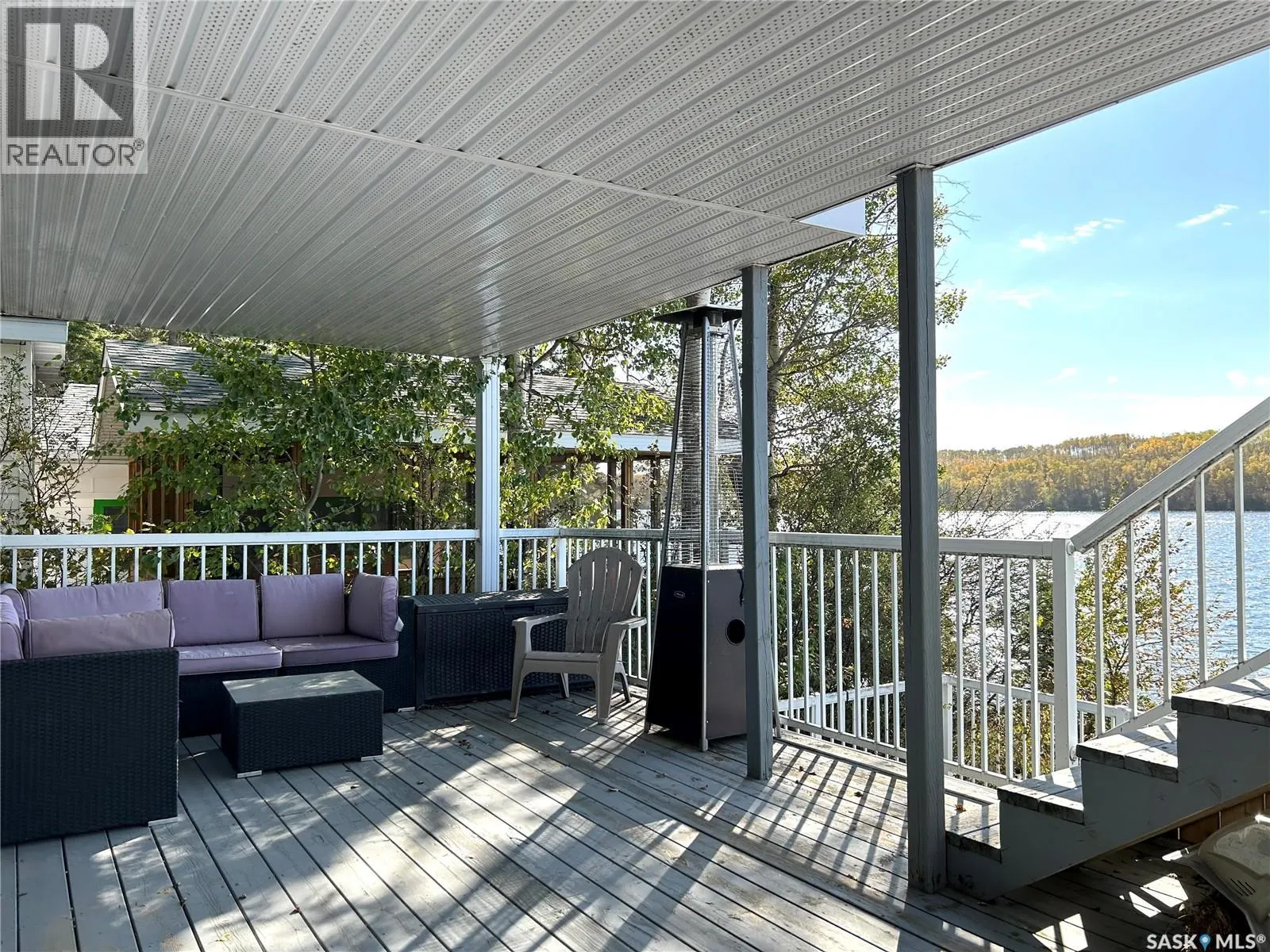 1 Lakeside E