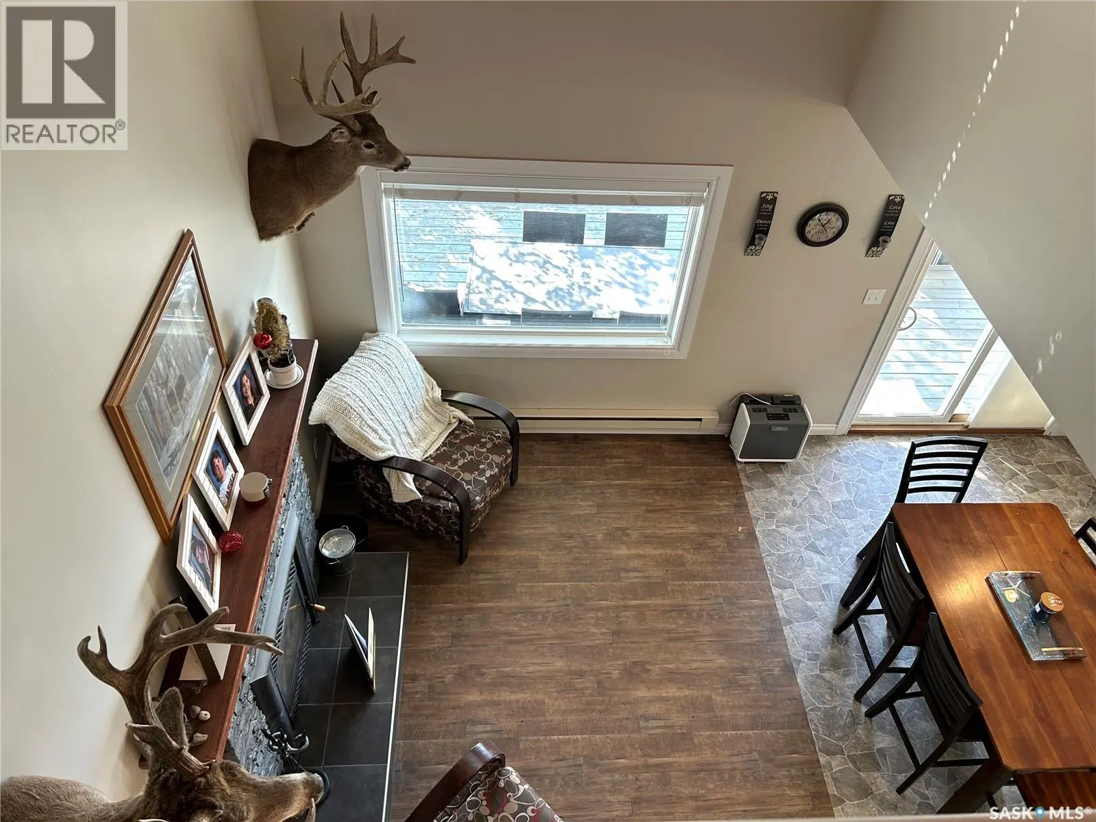 1 Lakeside E