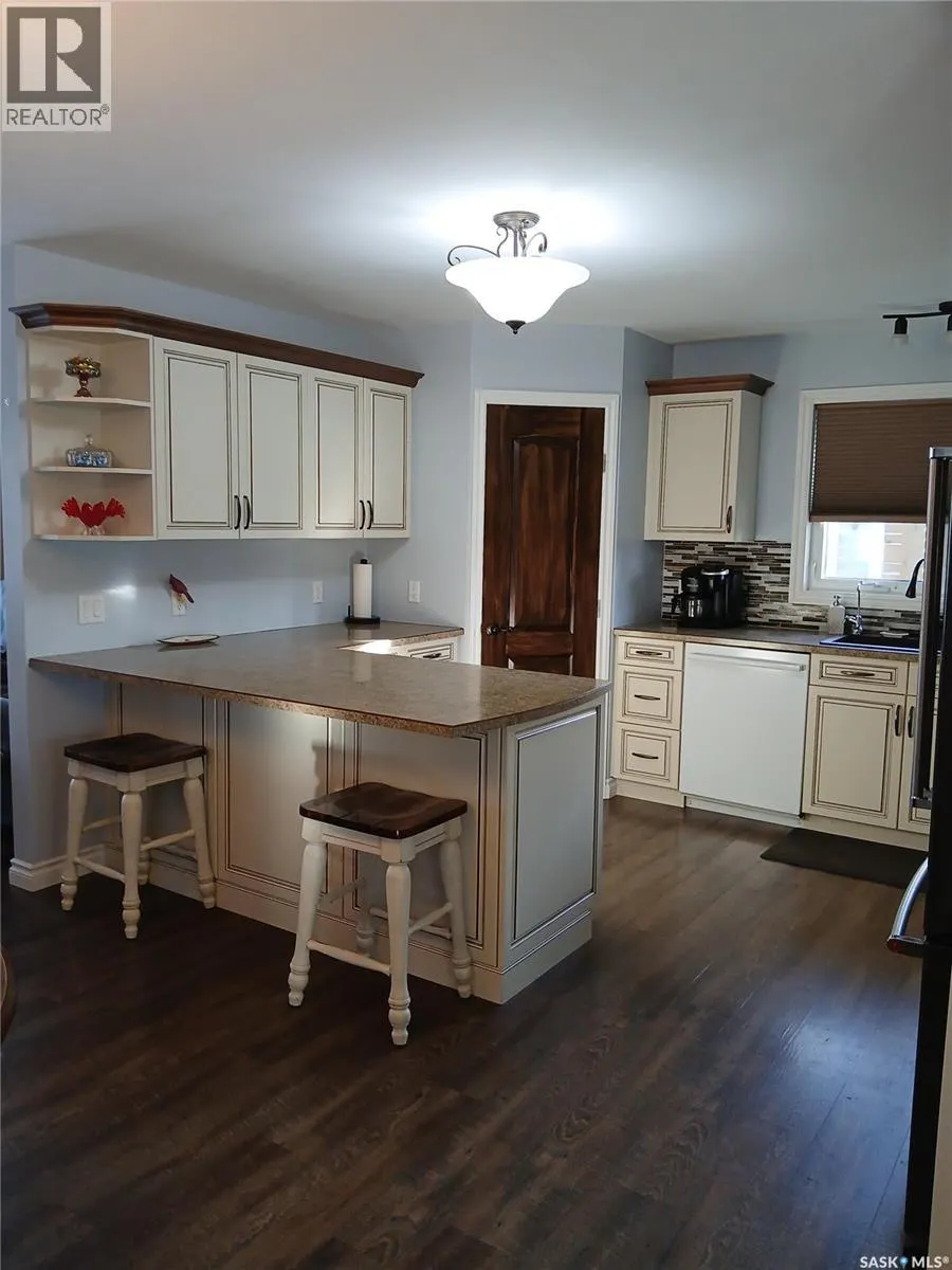 589 Poplar CRESCENT