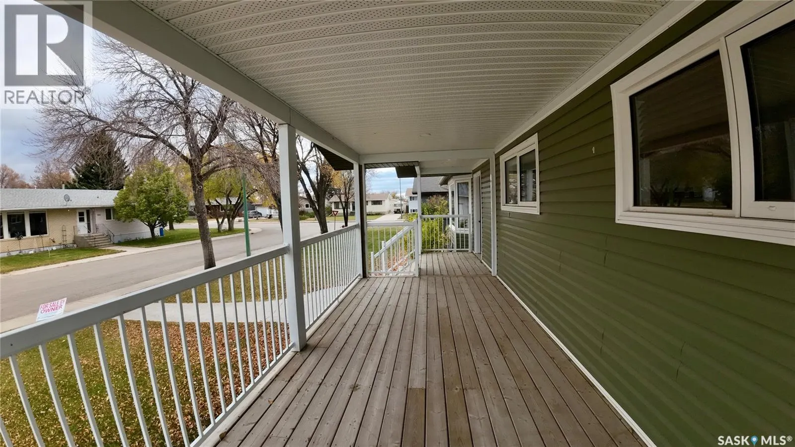 589 Poplar CRESCENT