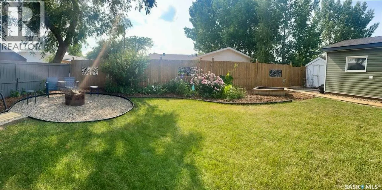589 Poplar CRESCENT