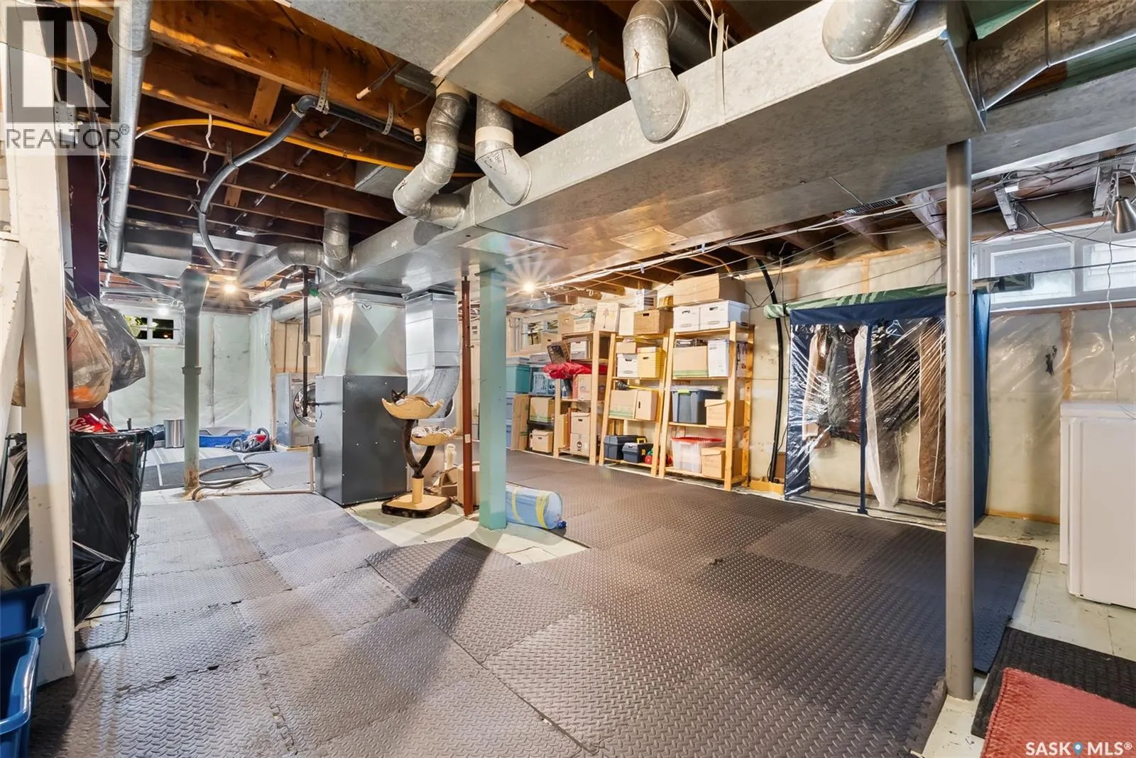 2321 St John STREET