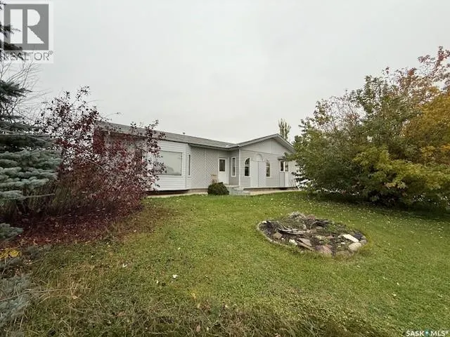 60 Banks CRESCENT