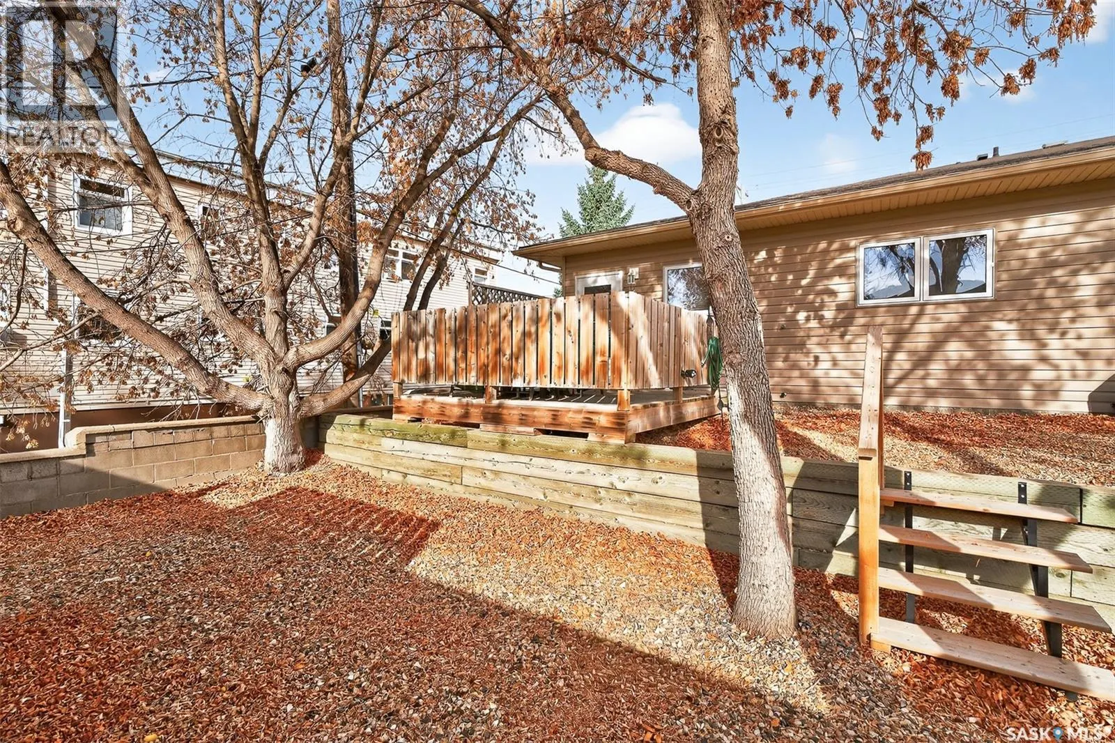 551B Caribou STREET W