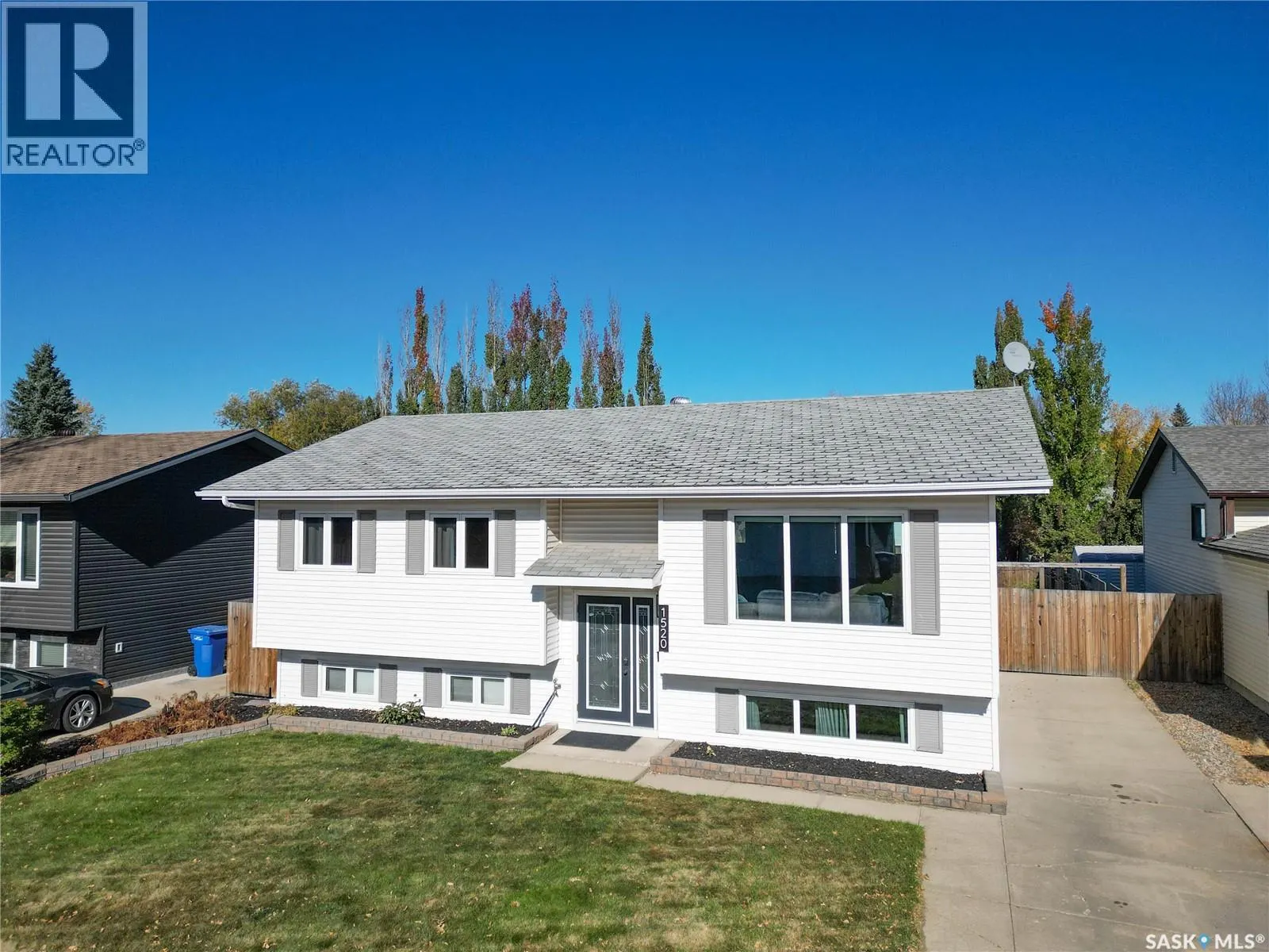 1520 Bliss CRESCENT