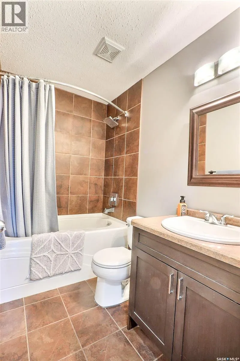 1520 Bliss CRESCENT