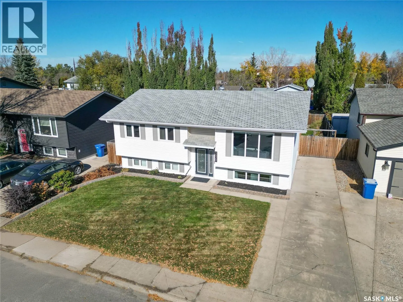 1520 Bliss CRESCENT