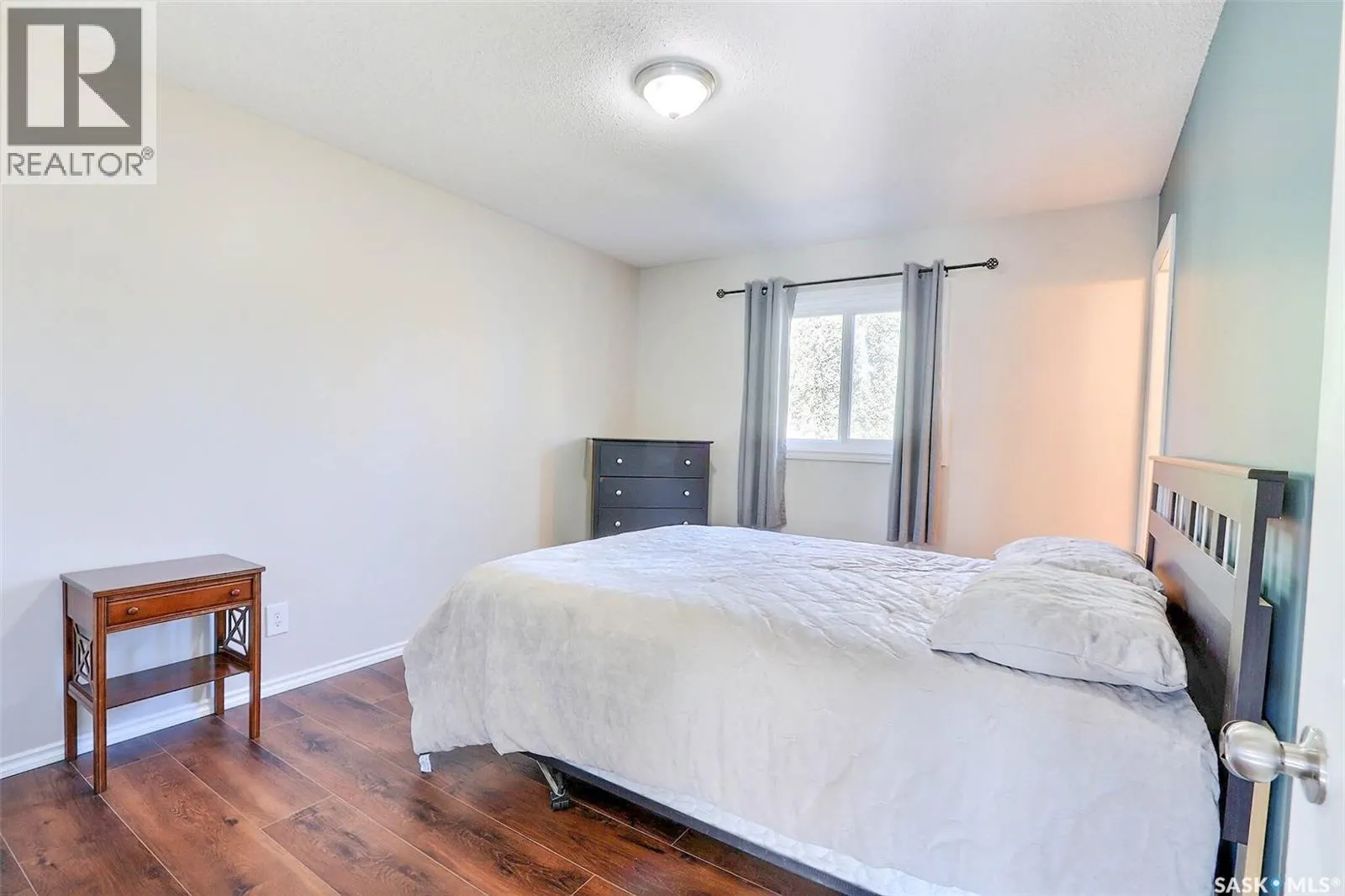 1520 Bliss CRESCENT