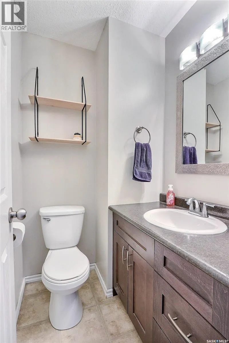 1520 Bliss CRESCENT
