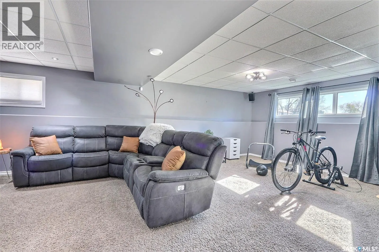 1520 Bliss CRESCENT