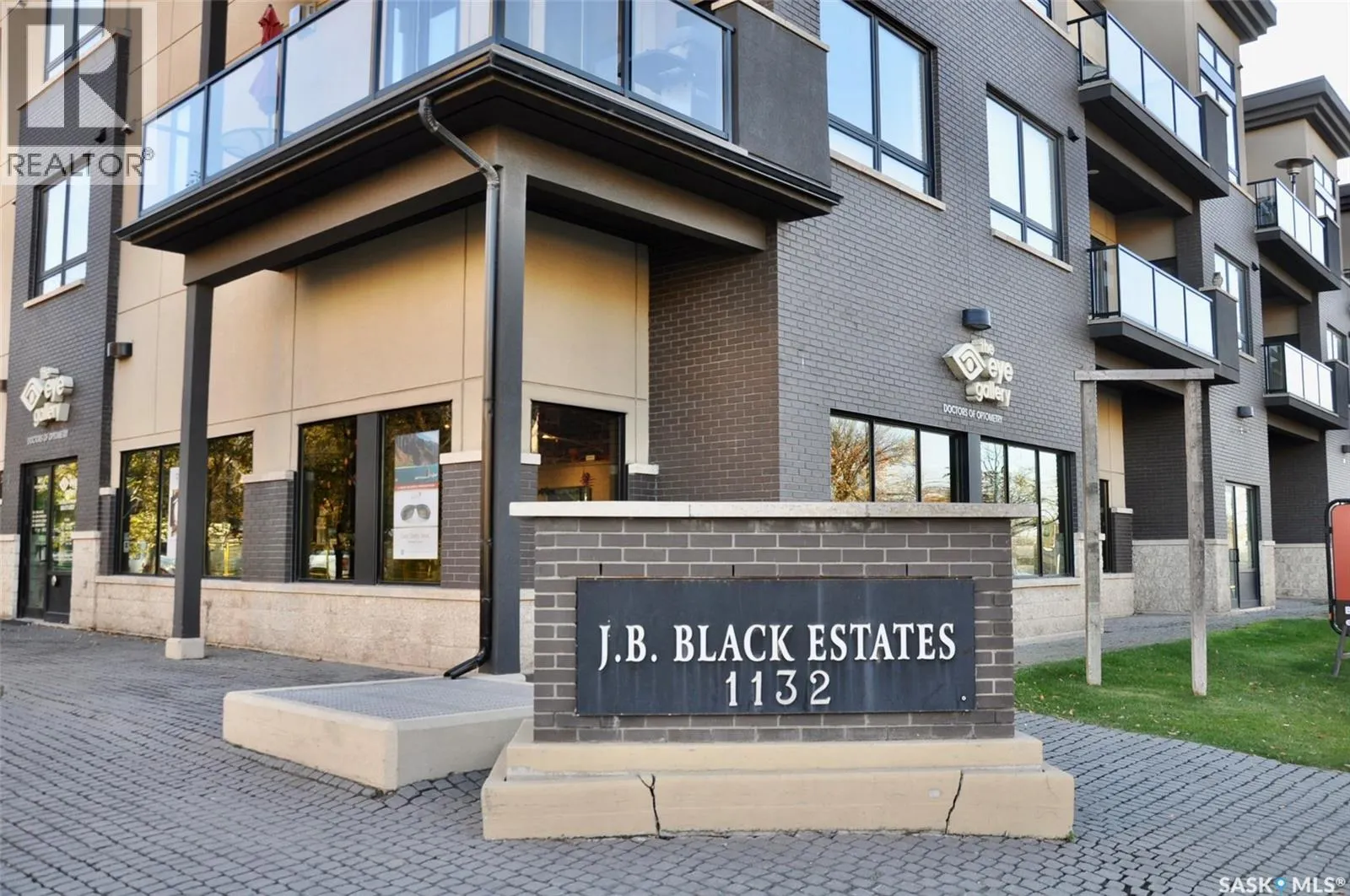 206 1132 College DRIVE