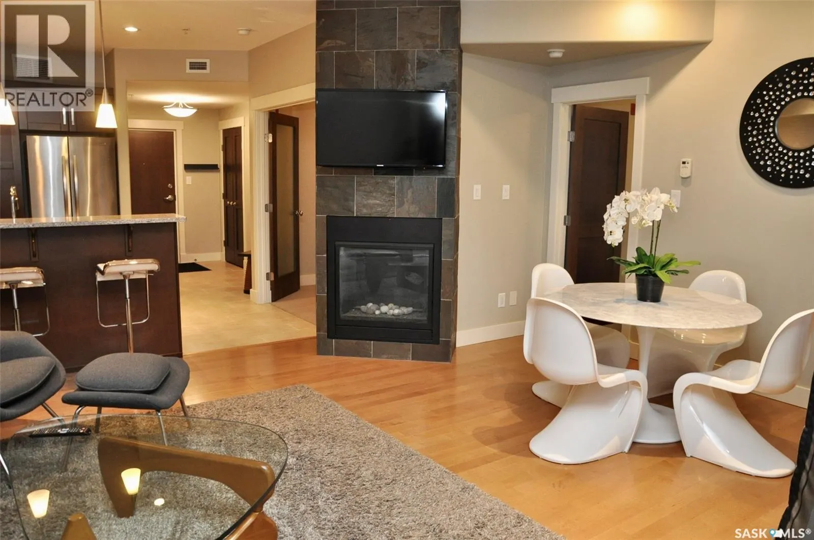 206 1132 College DRIVE