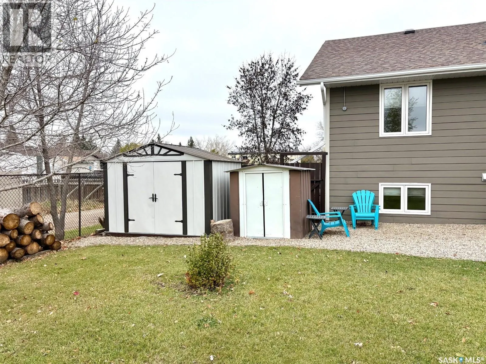 395 Riverview ROAD