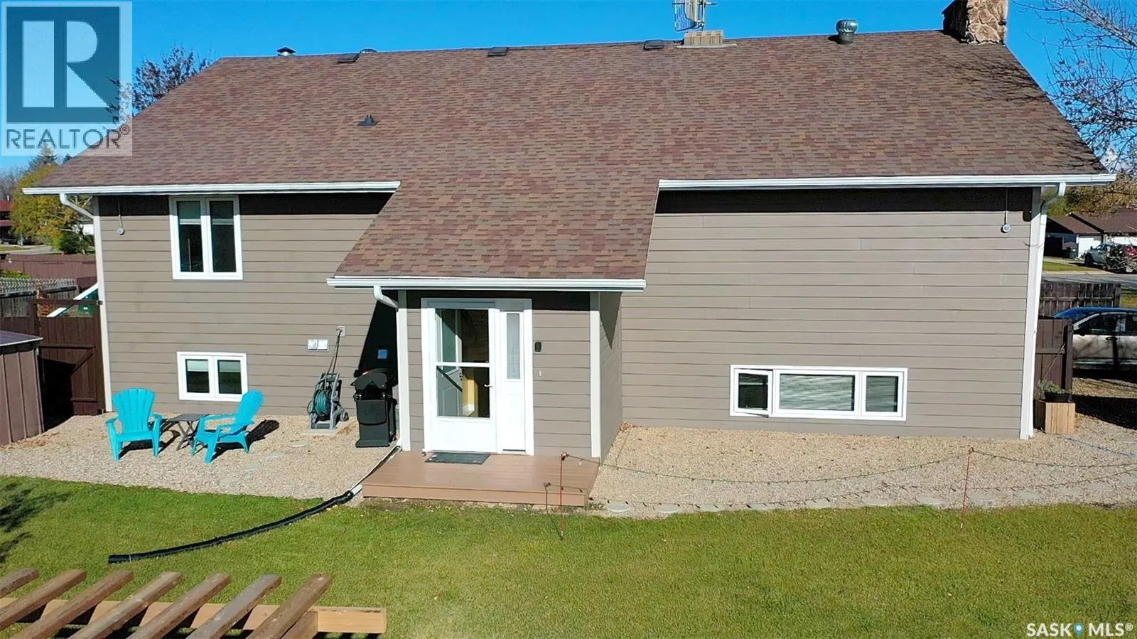 395 Riverview ROAD