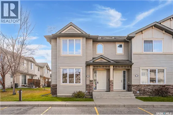 301 415 Lynd CRESCENT