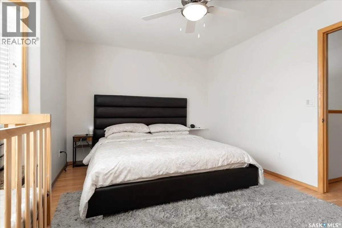 302 Mount Royal PLACE