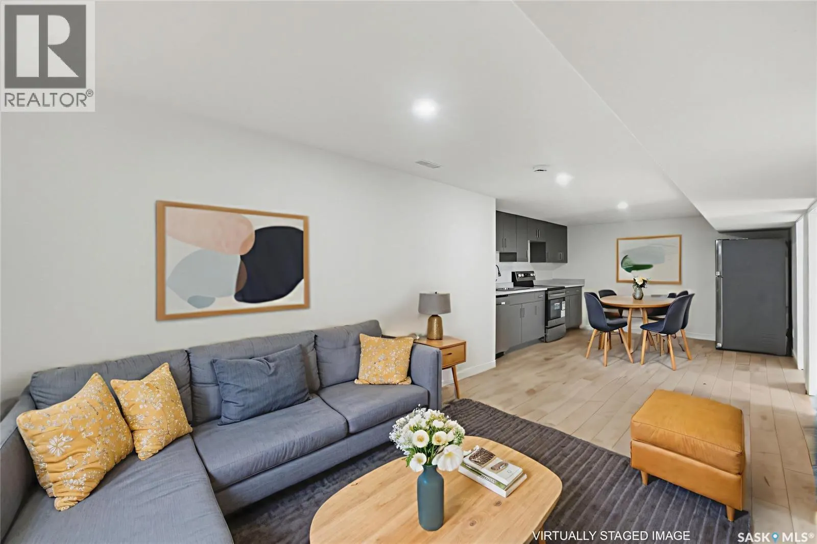114 2nd STREET S