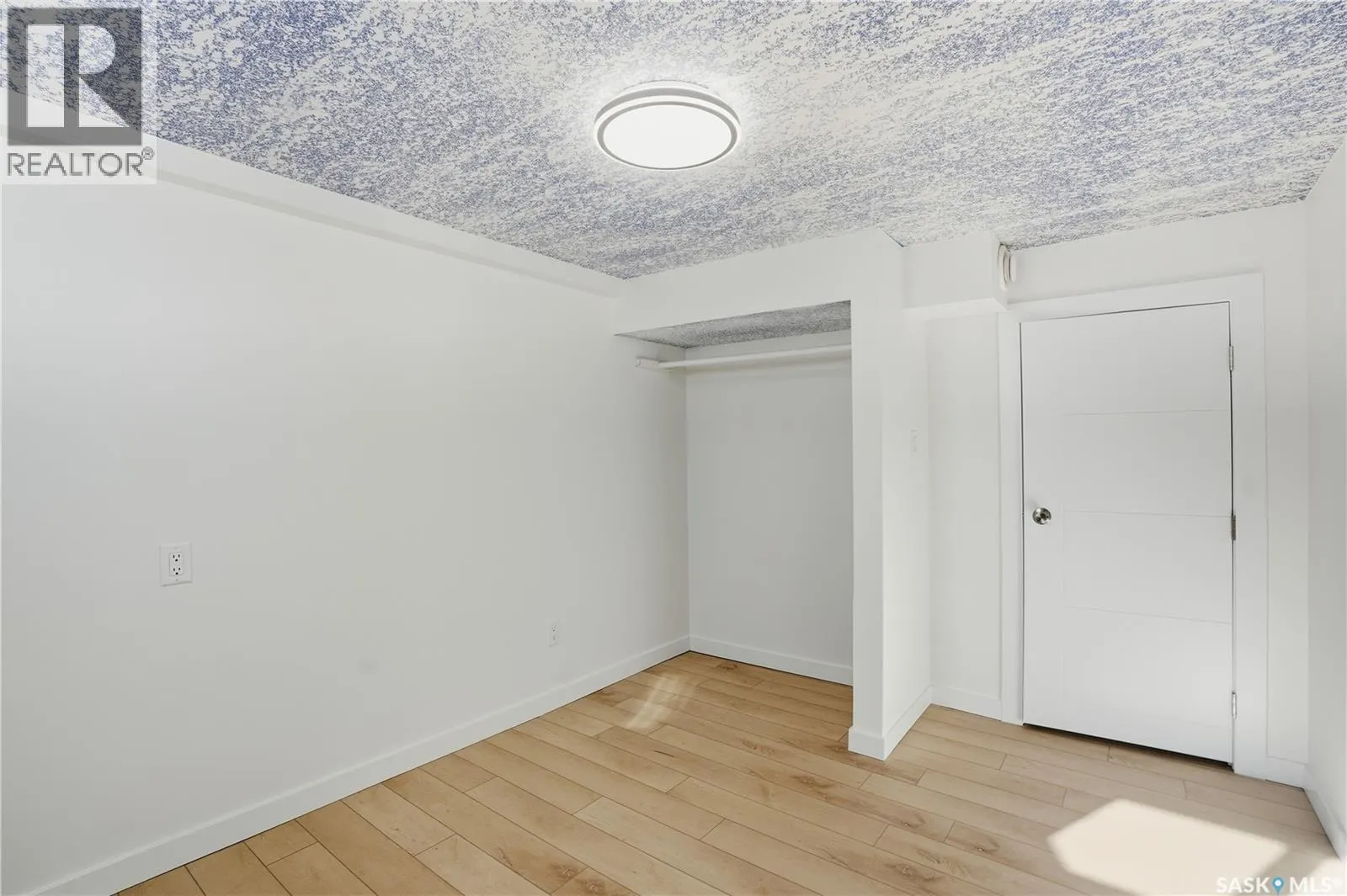 114 2nd STREET S