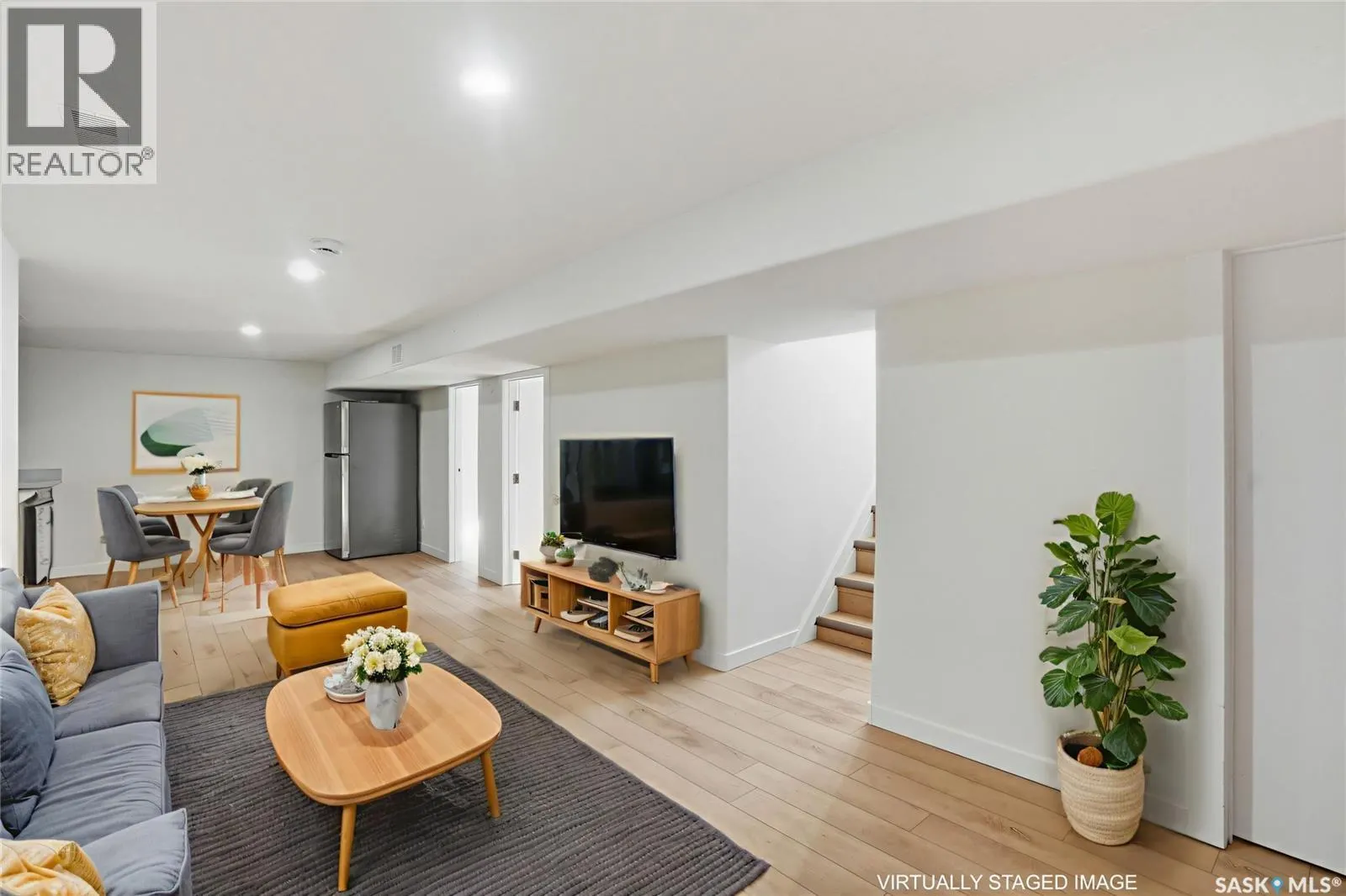 114 2nd STREET S